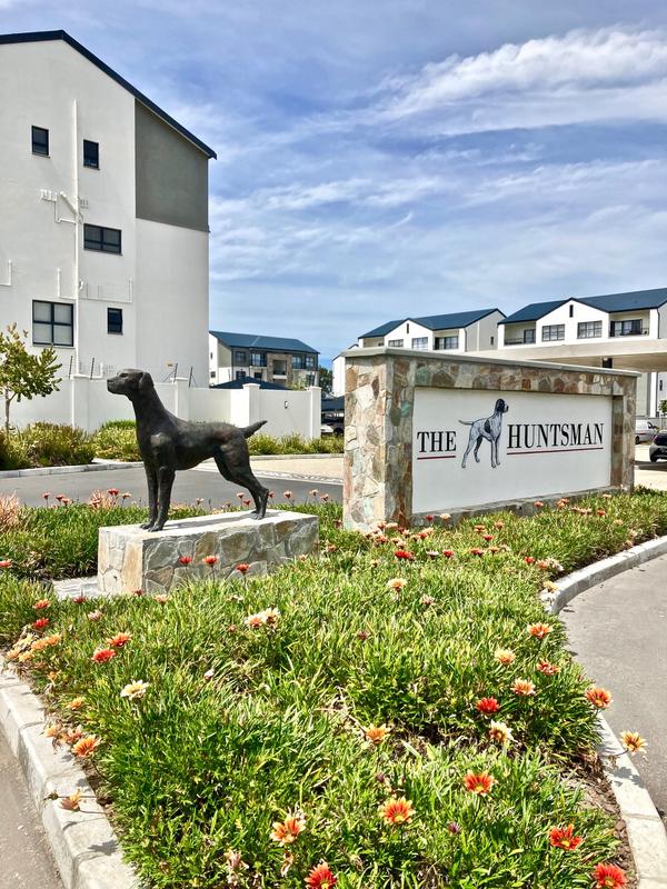 To Let 1 Bedroom Property for Rent in The Huntsman Western Cape